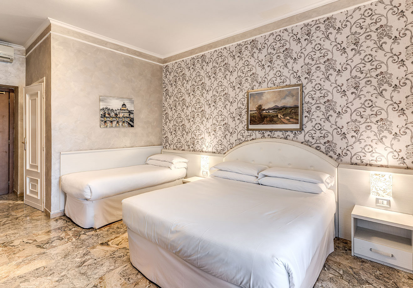 Quadruple Room  room in italy